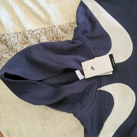 Nike 1X Swoosh Oversized Fleece Hoodie- Pit 28"-30"; Length 28" - Picture 2 of 11